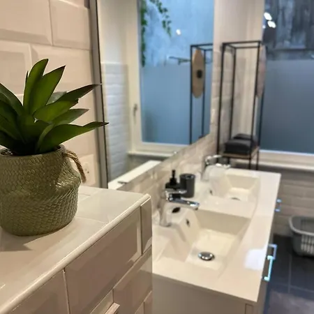 Lejlighed #the Family Moderne Et Charme Wifi - Tv 4per